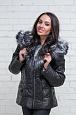Женская кожаная куртка с отделкой из меха чернобурки фото №1