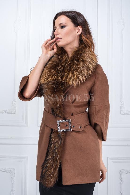Пальто из шерсти с енотом коричневое рукава короткие фото №6